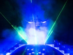 Peter Marvey Illusionist
