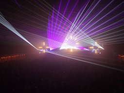 We love Techno, grosse Halle Bern, 9. März 2018